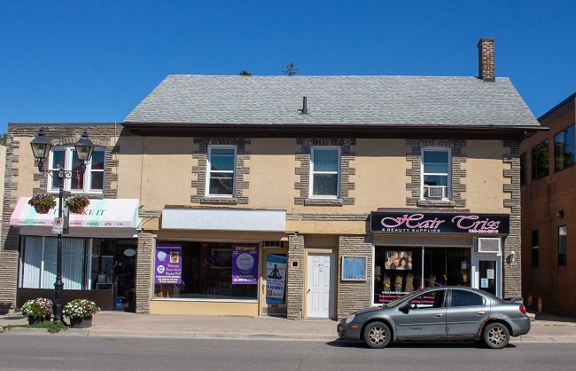 10127 Yonge Street - Coulter's Tailoring Shop